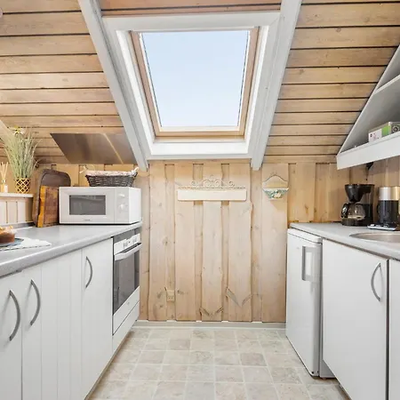 Casa de Férias Lovely In With Kitchen *